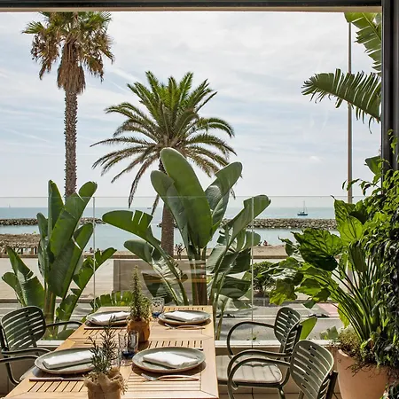 Me Terramar Ξενοδοχείο 5*