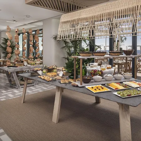 Me Terramar מלון 5*