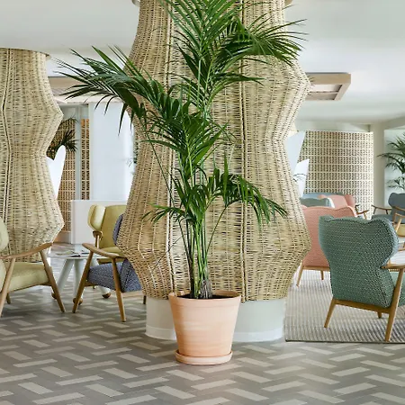Hotel Me By Melia Terramar Sitges