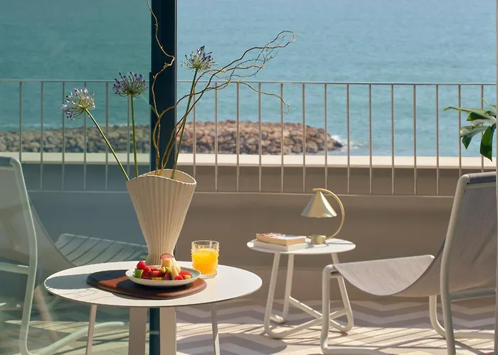 Me Terramar Hotel 5*