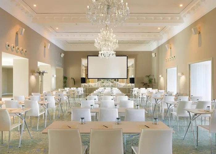 Me Terramar Hotel 5*