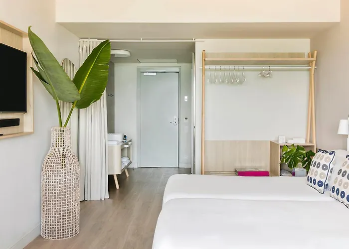 Me Terramar Hotel Sitges